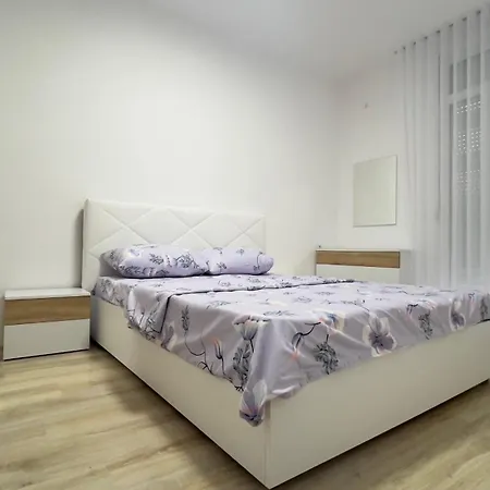 Ximi Apartmán Shëngjin